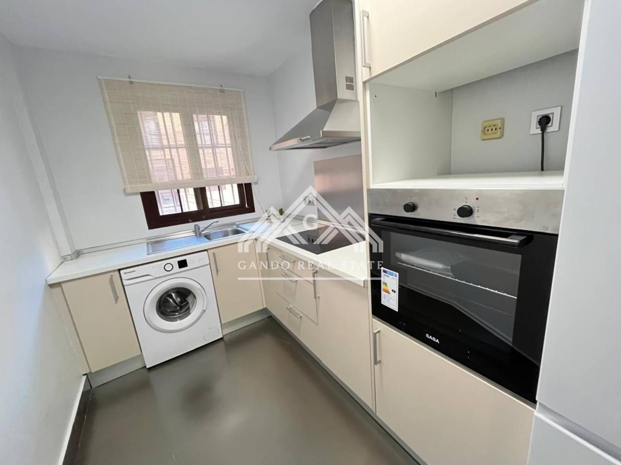 Cocina de Piso de alquiler en Dos Hermanas con Aire acondicionado