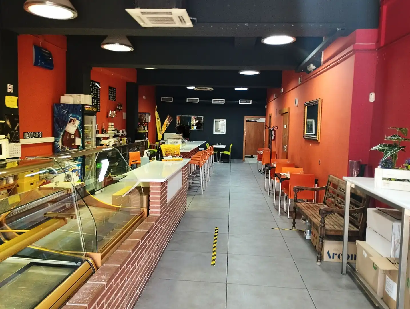 Business premises for transfer in Centre