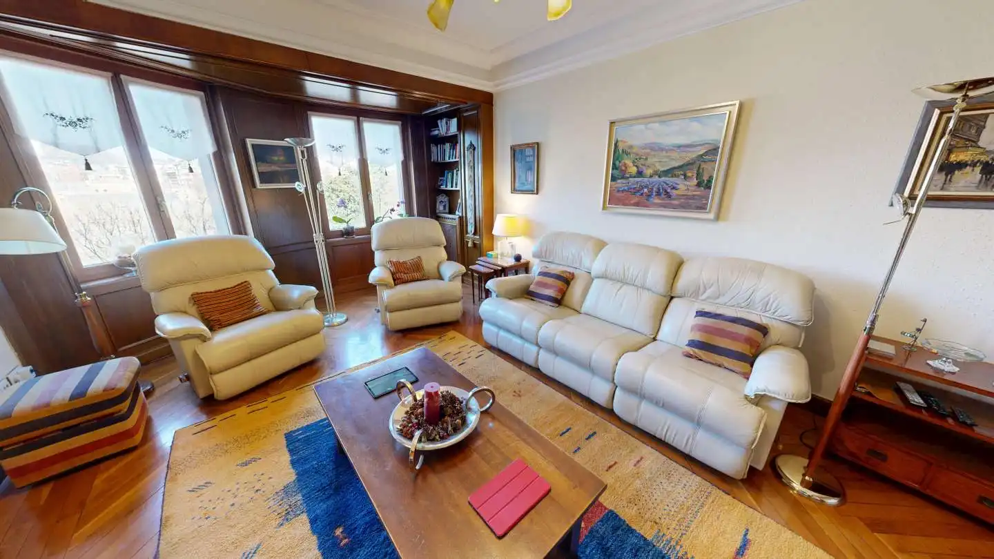 Piso en venta en Área Romántica