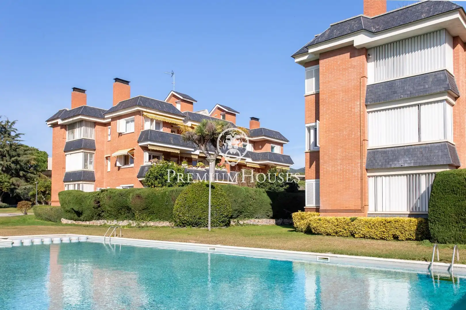 Vista exterior de Planta baixa de lloguer en Sant Andreu de Llavaneres amb Aire condicionat, Calefacció i Jardí privat