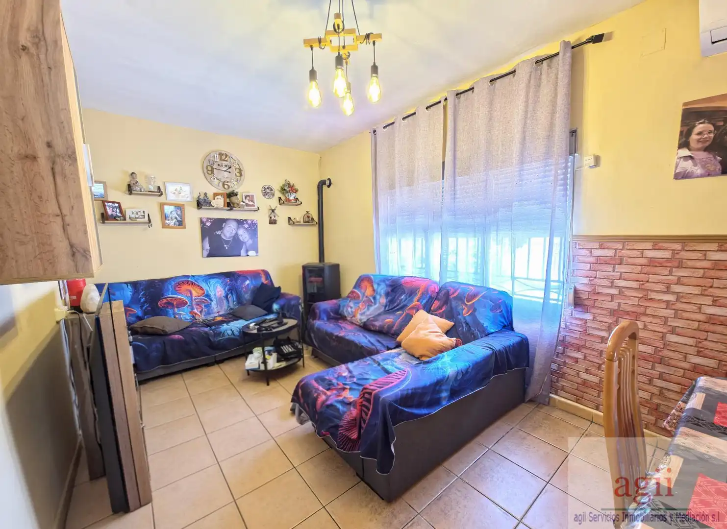 Sala d'estar de Casa o xalet en venda en Villalba del Rey amb Aire condicionat, Calefacció i Terrassa