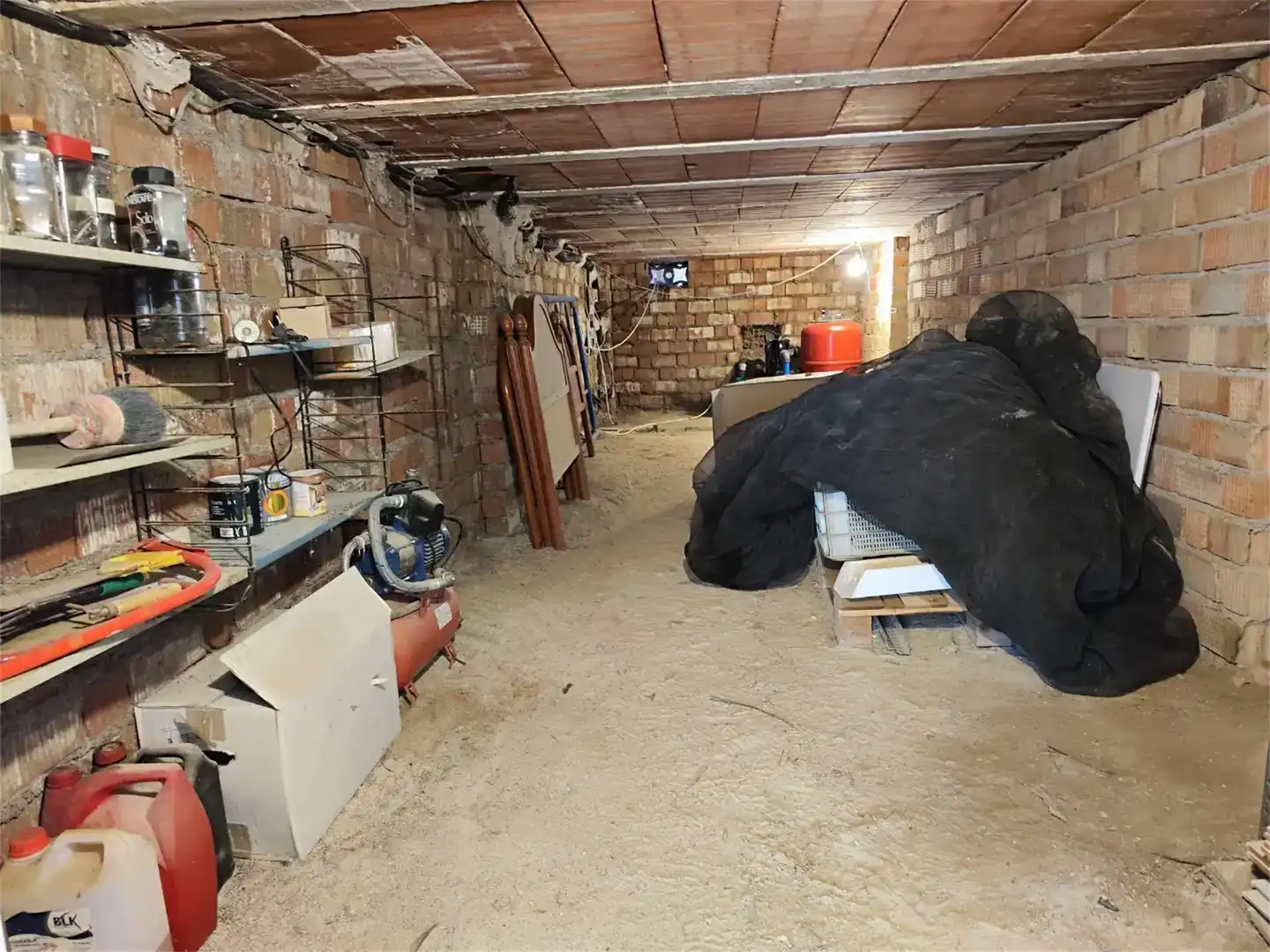 Casa o xalet en venda en Linares amb Aire condicionat i Piscina