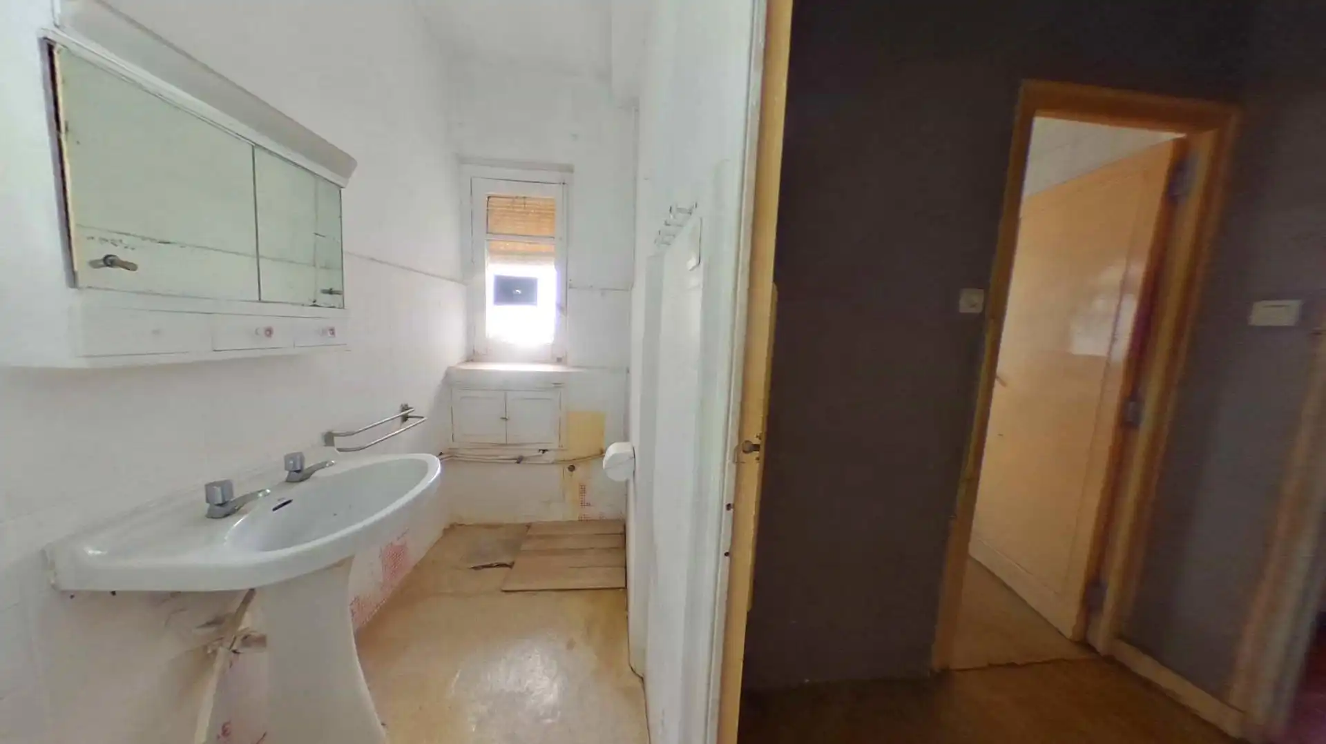Badezimmer von Wohnung zum Verkauf in Plasencia