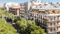 Exterior view of Apartment for sale in  Madrid Capital  with Air Conditioner, Terrace and Balcony