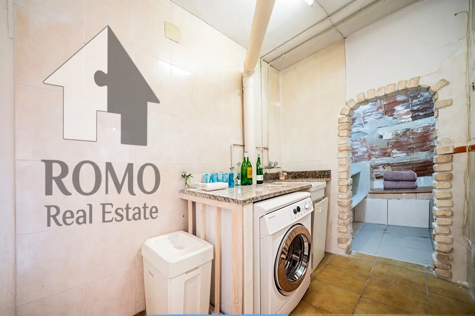 Casa adosada en venta en Santa Perpètua de Mogoda con Calefacción y Trastero