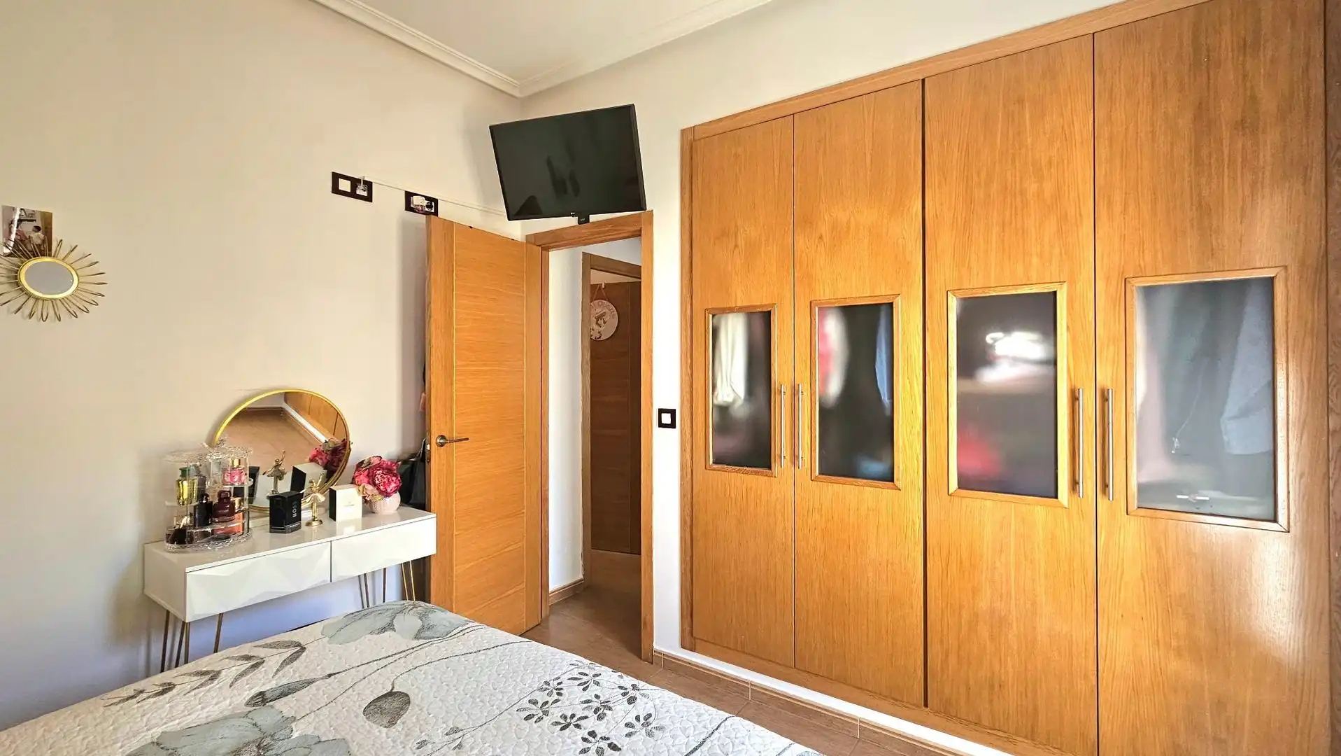 Dormitori de Casa adosada en venda en Cartagena amb Aire condicionat, Jardí privat i Terrassa