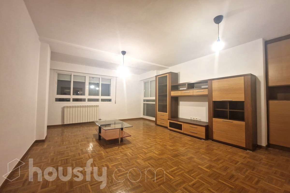 Piso de alquiler en Calle de José Bergamín, Marroquina