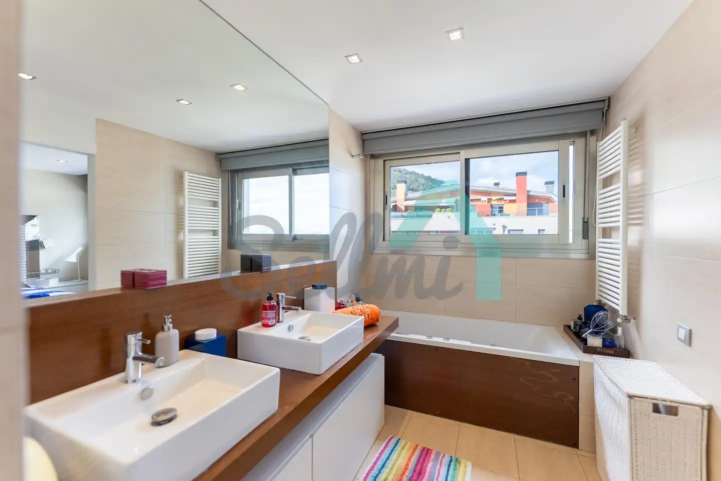 Badezimmer von Maisonette zum Verkauf in Oviedo  mit Heizung, Terrasse und Abstellraum