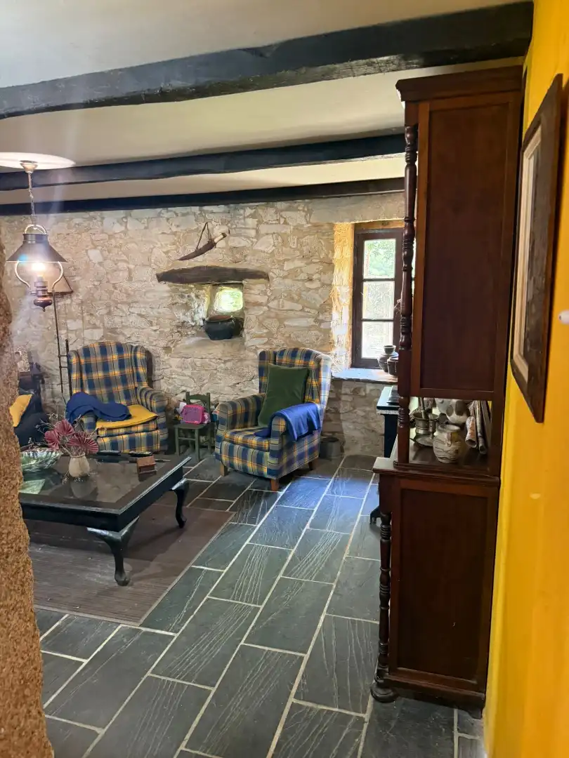 Sala d'estar de Casa o xalet en venda en Outeiro de Rei amb Calefacció, Jardí privat i Piscina