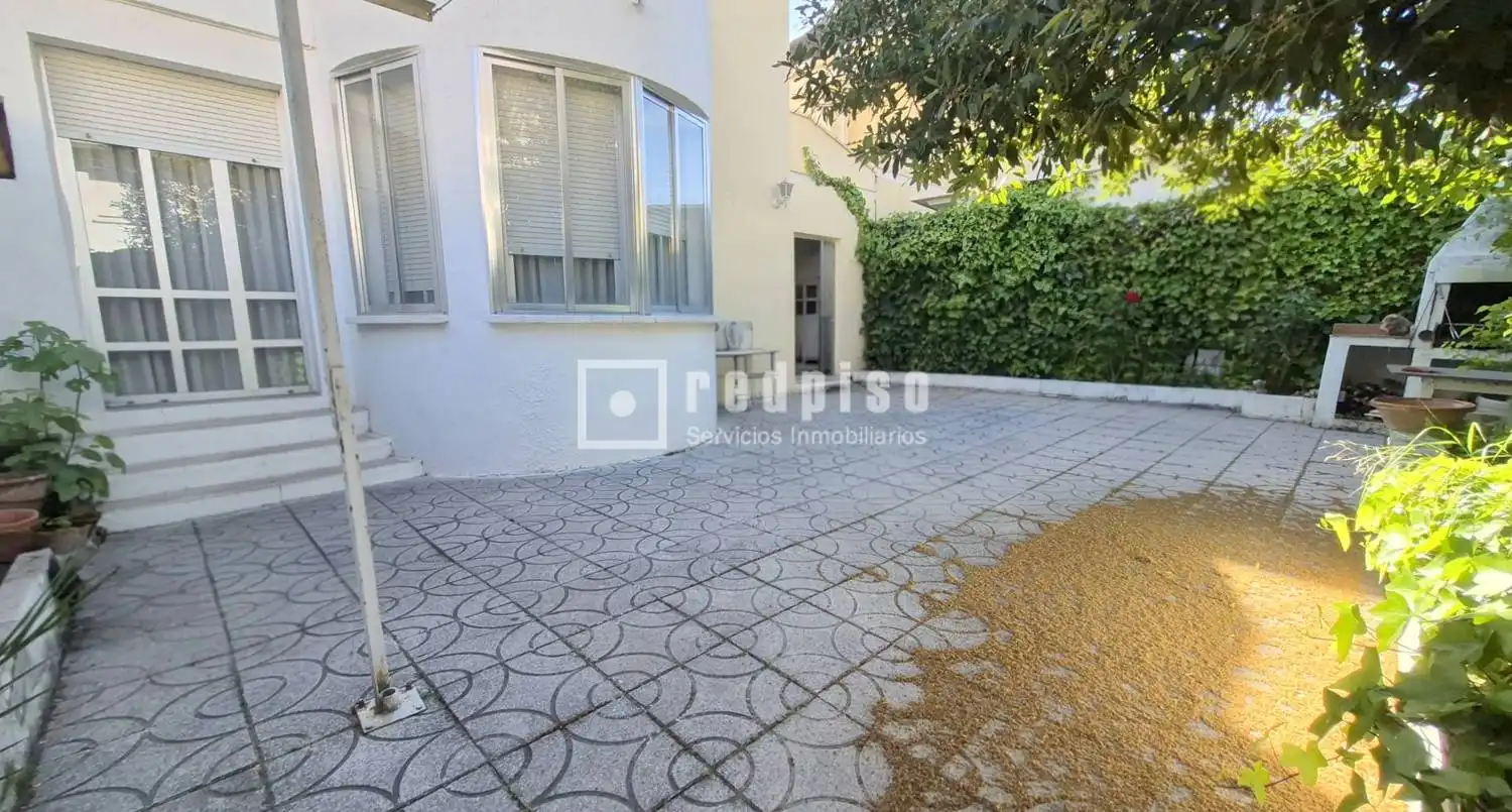 Exterior view of Houses for sale in Getafe  with Air Conditioner, Heating and Parquet flooring