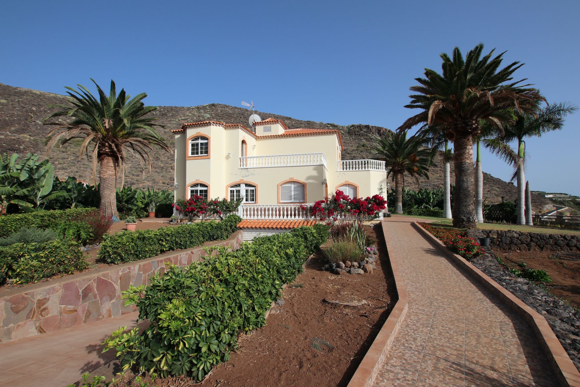 Exterior view of Country house for sale in Santiago del Teide  with Private garden, Parquet flooring and Terrace