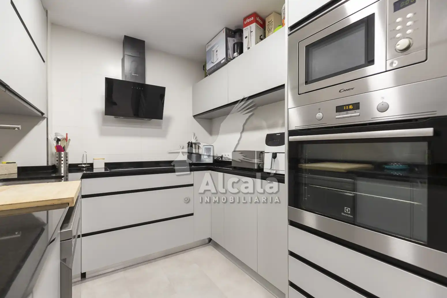Cocina de Piso en venta en Alcalá de Henares con Aire acondicionado, Calefacción y Terraza