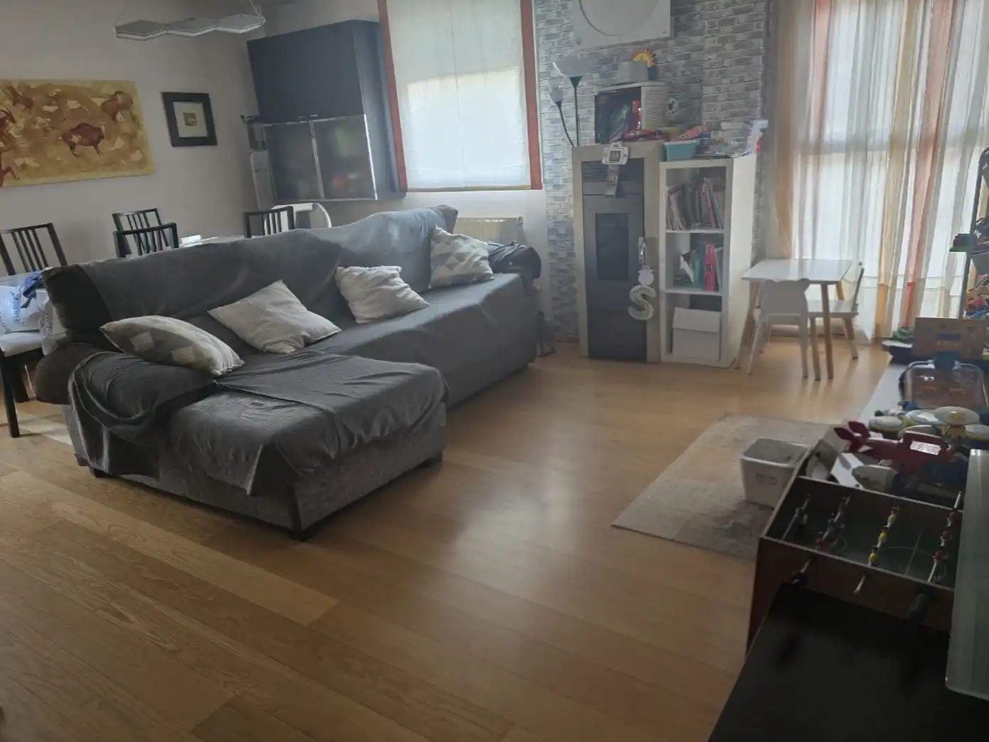 Sala d'estar de Casa o xalet en venda en Quintanilla Vivar amb Aire condicionat, Calefacció i Jardí privat