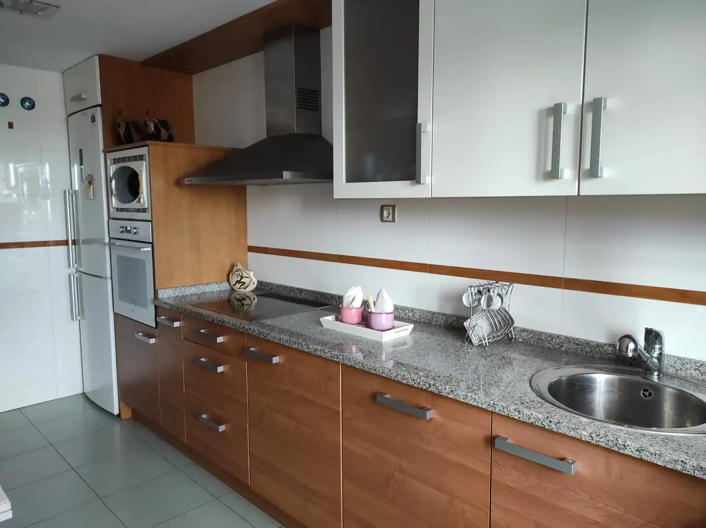 Cuina de Pis de lloguer en Zaragoza amb Aire condicionat, Calefacció i Parquet