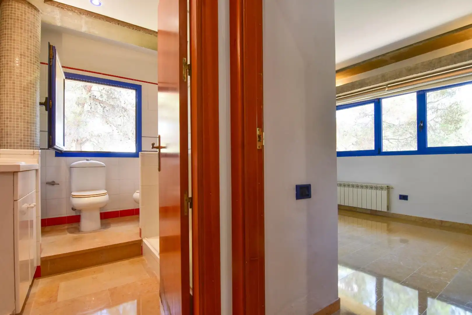 Badezimmer von Haus oder Chalet zum Verkauf in Gilet mit Heizung, Privatgarten und Terrasse