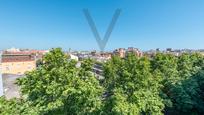 Vista exterior de Àtic en venda en Reus amb Aire condicionat, Calefacció i Parquet