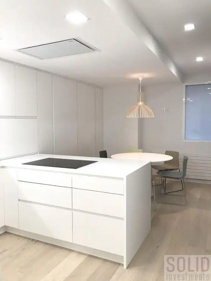 Flat for rent in alameda, Exposició