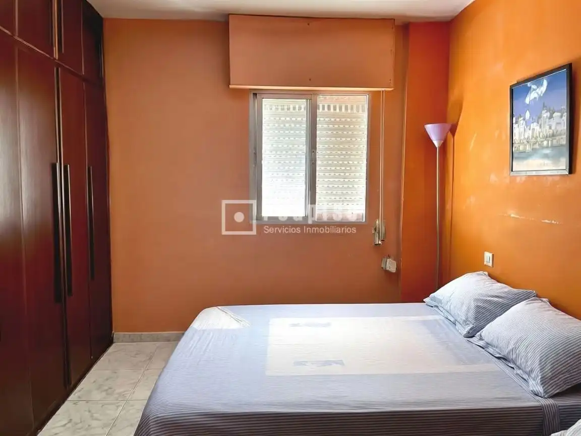 Habitación de Piso en venta en Sevilla con Aire acondicionado y Terraza