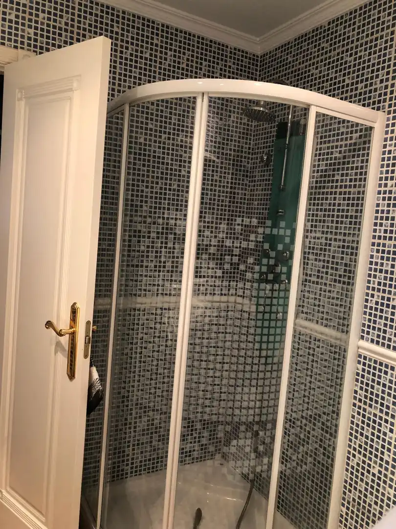 Bathroom of Houses for sale in Guadarrama  with Air Conditioner, Heating and Terrace