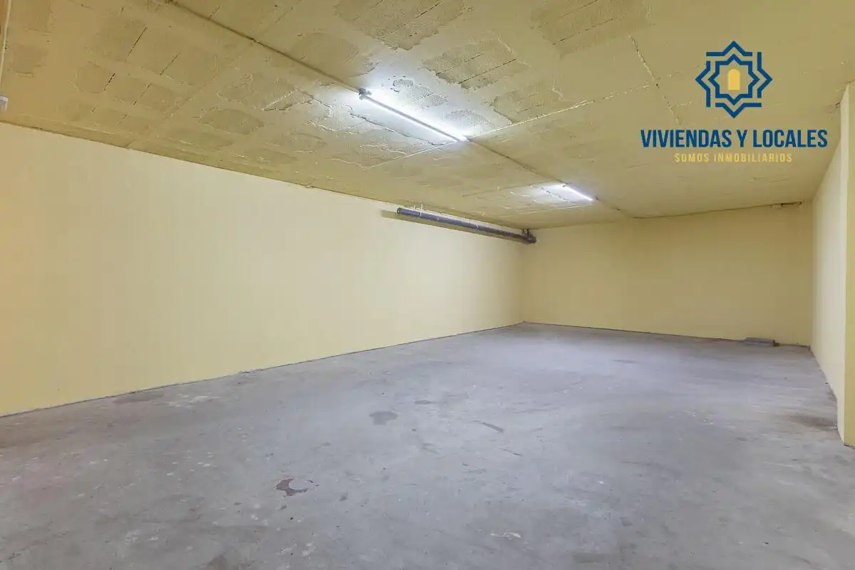 Nau industrial en venda a Avenida JUNCARIL, imagen 15