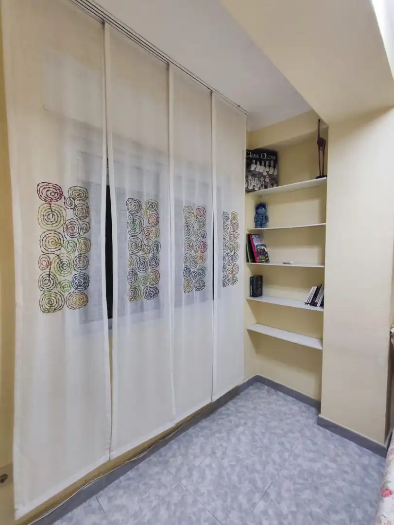 Dormitori de Apartament de lloguer en Torrevieja amb Aire condicionat, Calefacció i Terrassa
