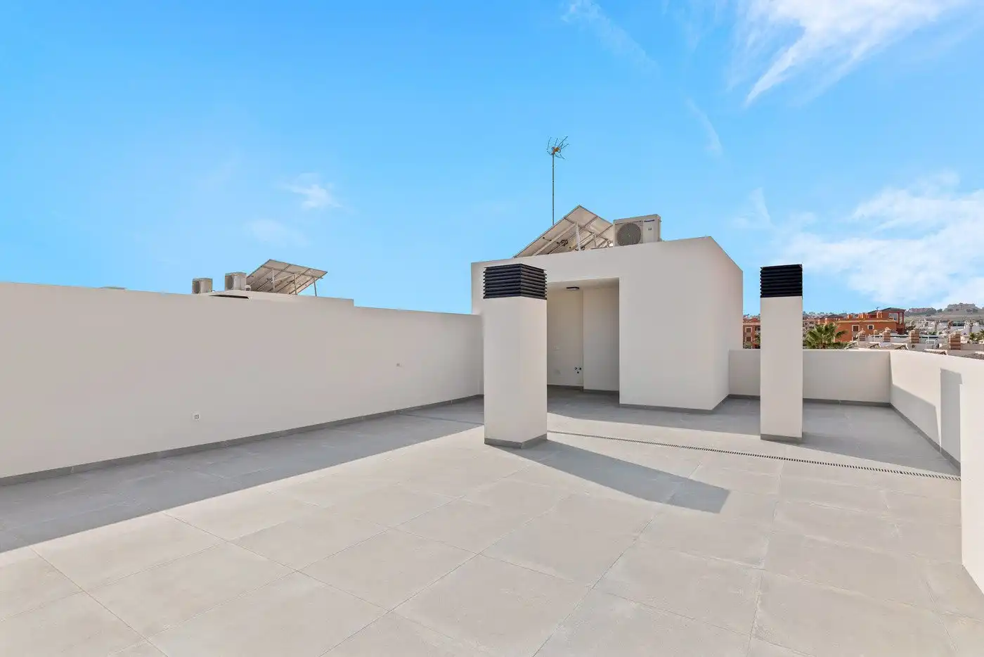 Apartamento con jardín en venta en Orihuela Costa, imagen 2