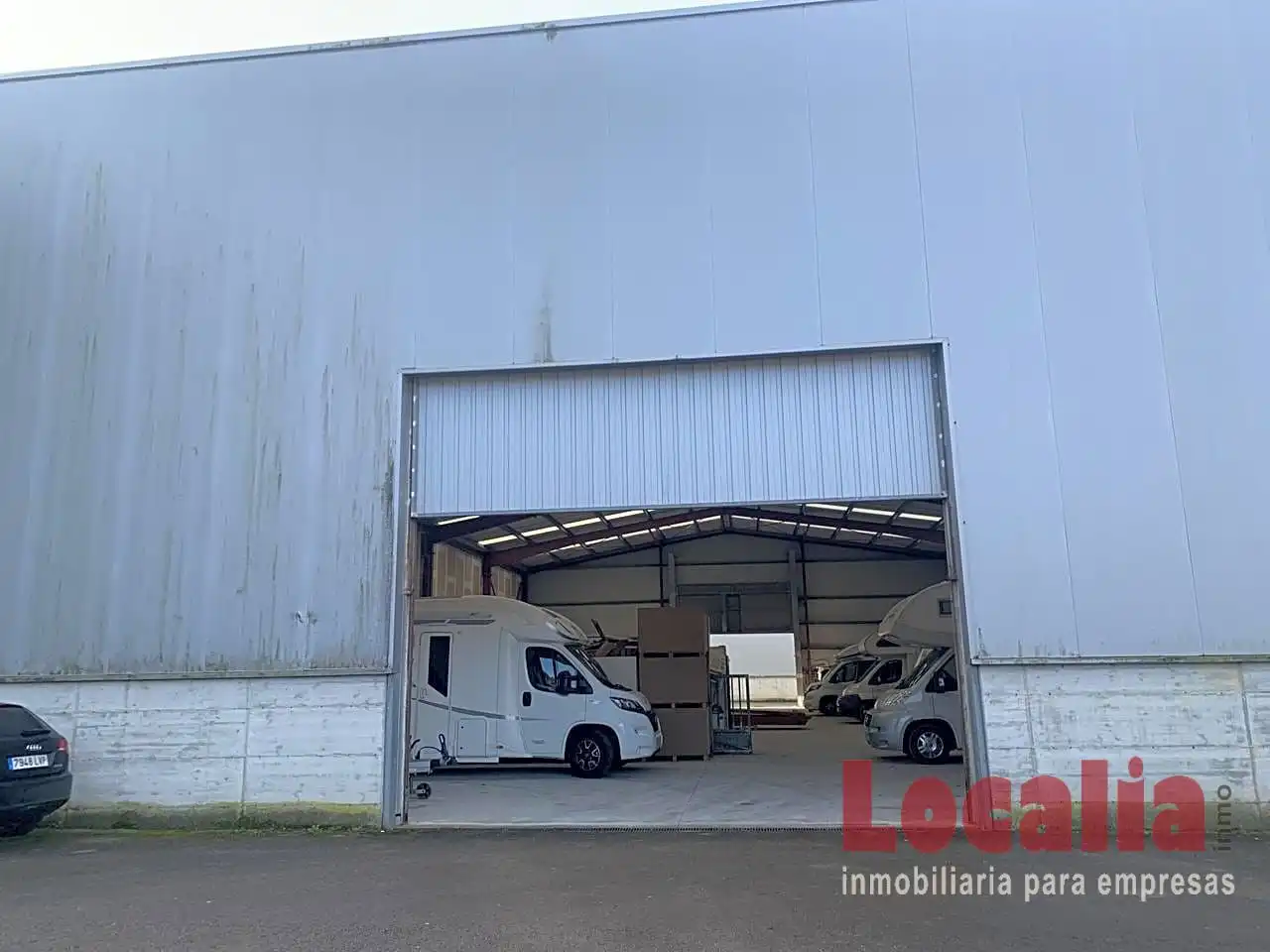 Aparcament de Nau industrial en venda en Meruelo