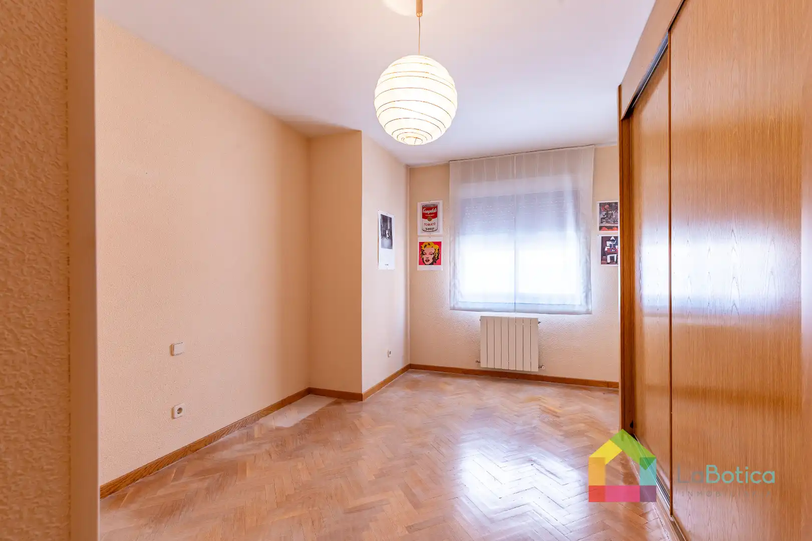Bedroom of Flat for sale in Toledo  with Heating, Parquet flooring and Washing machine