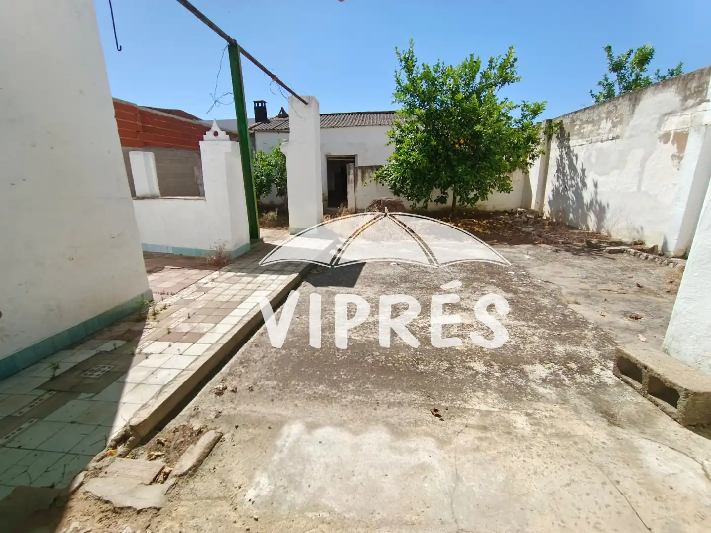Vista exterior de Casa o chalet en venta en Torremejía con Trastero