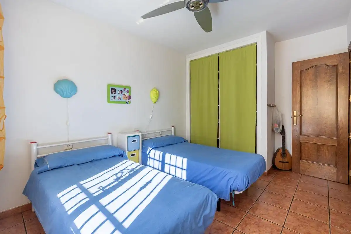 Dormitori de Casa o xalet en venda en Las Gabias amb Calefacció, Jardí privat i Terrassa