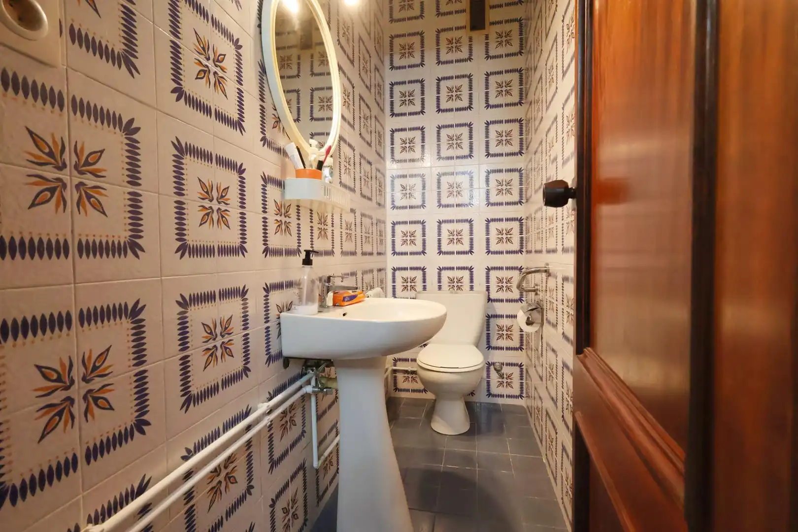 Bathroom of Flat for sale in Vilanova i la Geltrú  with Balcony