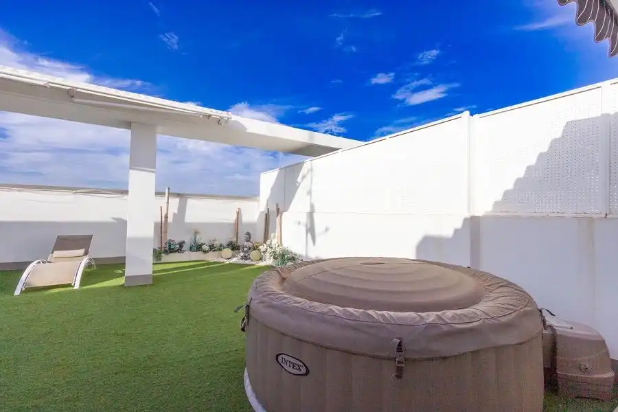 Terrace of Attic for sale in Elche / Elx  with Air Conditioner, Heating and Private garden