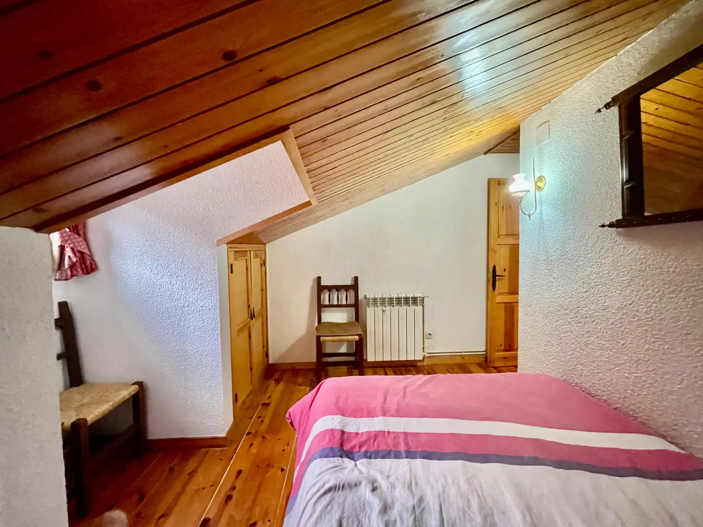 Habitación de Ático en venta en Setcases con Calefacción, Terraza y Amueblado