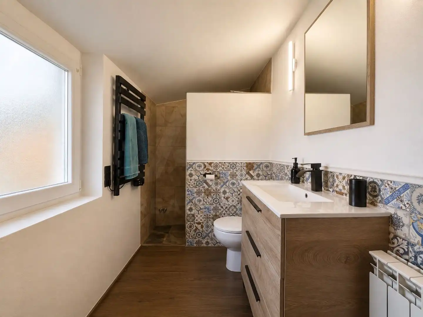 Bathroom of Duplexes for sale in La Roca del Vallès  with Air Conditioner, Heating and Terrace