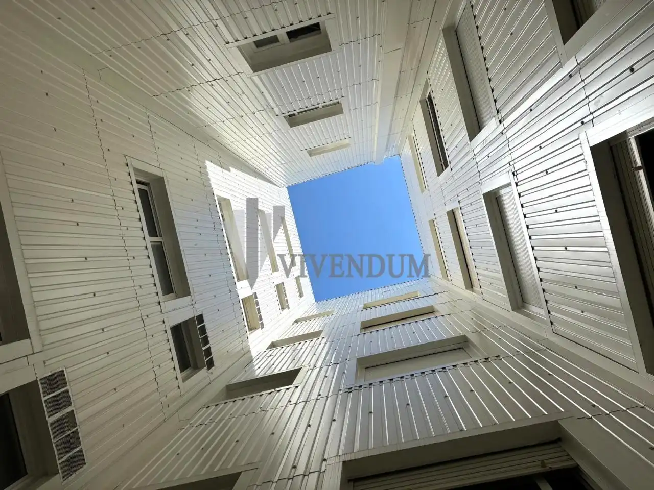 Vista exterior de Piso de alquiler en Vigo  con Calefacción, Parquet y Terraza