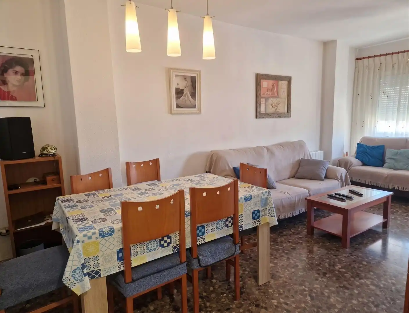 Comedor de Piso de alquiler en La Pobla de Vallbona