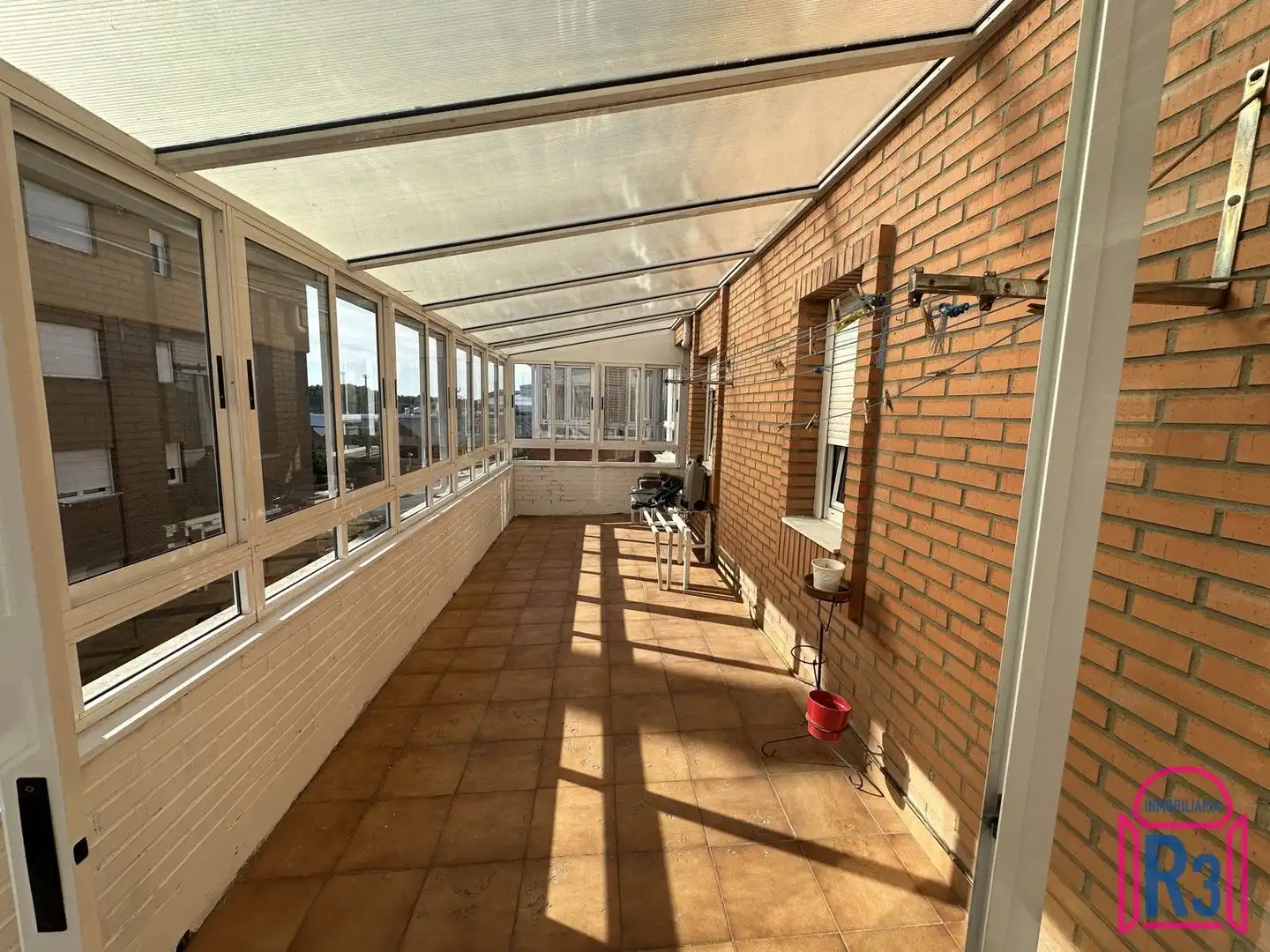 Terrassa de Apartament en venda en León Capital  amb Calefacció, Terrassa i Moblat