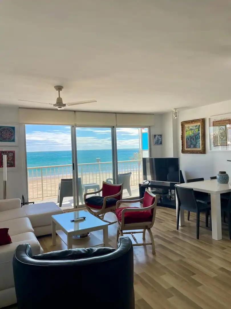 Sala de estar de Apartamento de alquiler en Cullera con Parquet, Terraza y Amueblado