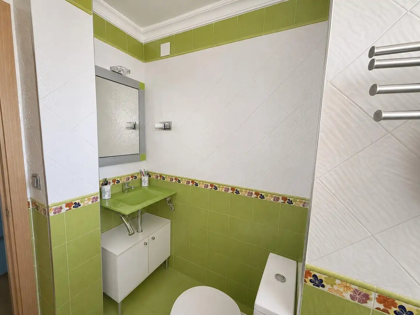 Baño de Piso en venta en La Línea de la Concepción con Trastero