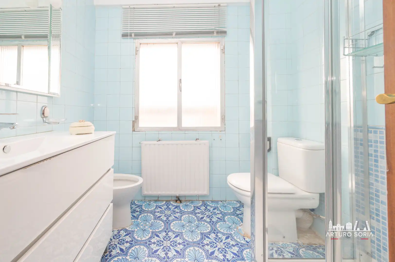 Baño de Piso en venta en Madrid con Calefacción y Terraza