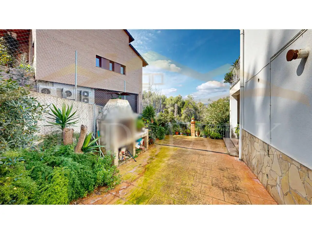 Jardí de Casa o xalet en venda en Corbera de Llobregat amb Aire condicionat, Calefacció i Jardí privat