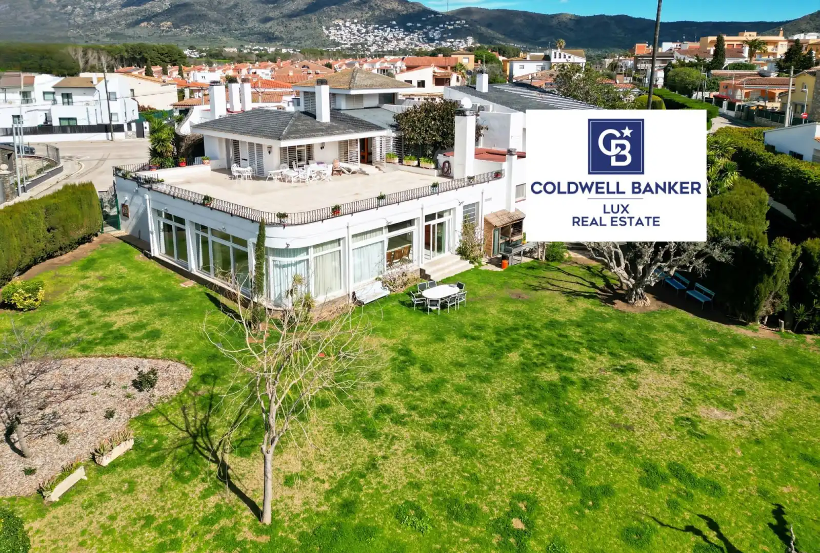 Vista exterior de Casa o xalet en venda en Roses amb Aire condicionat, Calefacció i Traster