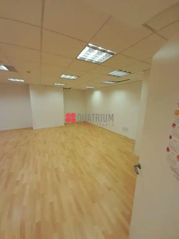 Local comercial de lloguer a Doutor Teixeiro, imagen 13