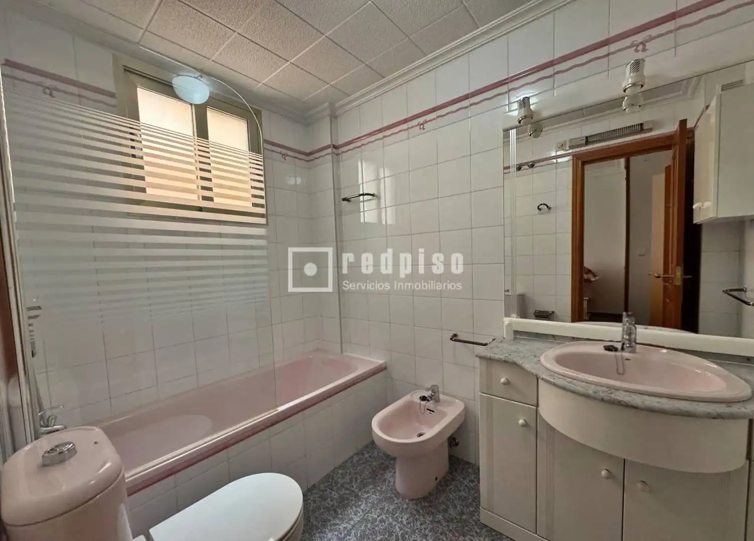 Bathroom of Flat for sale in Murcia  with Air Conditioner, Storage room and Furnished