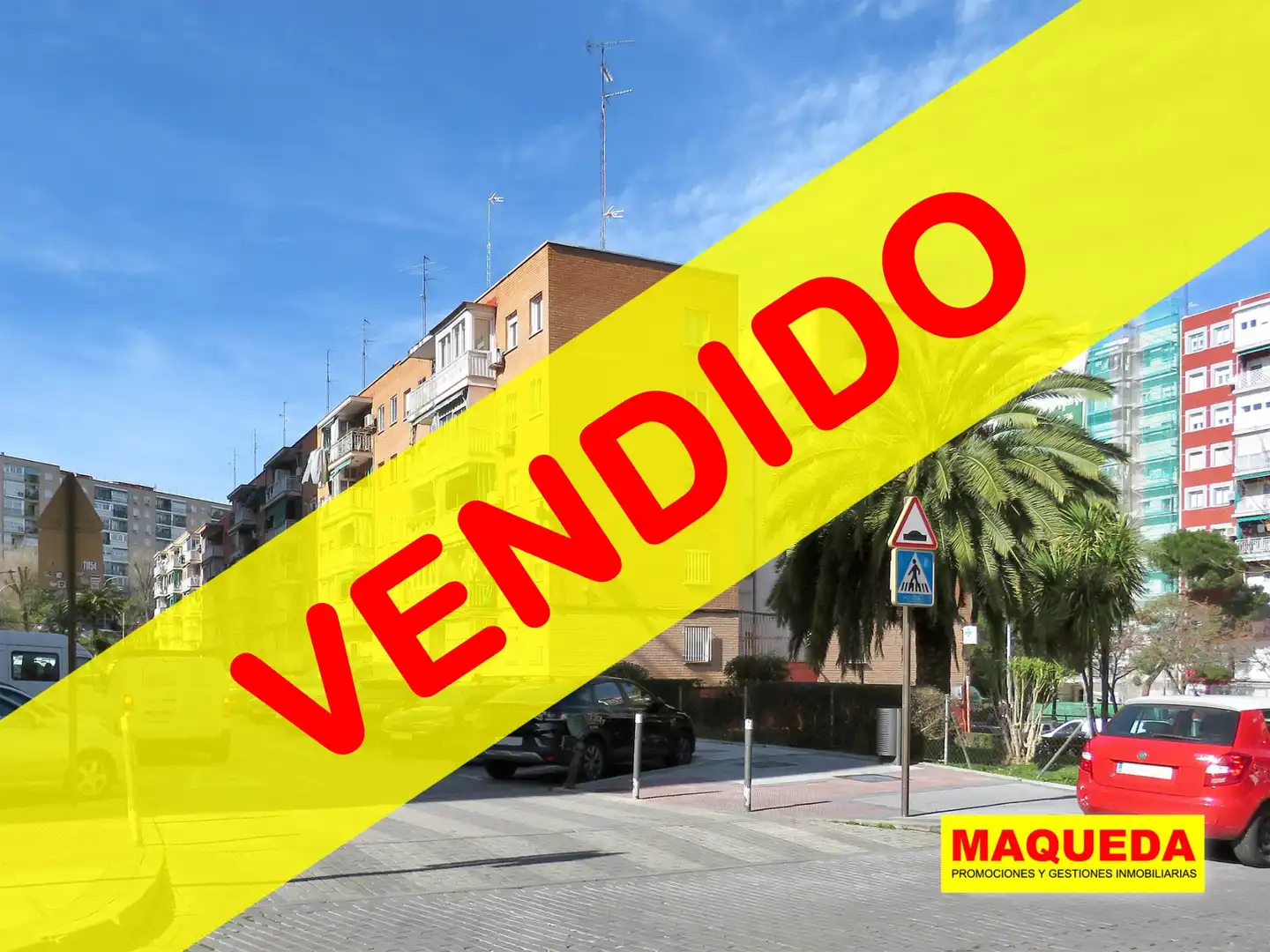 Exterior view of Flat for sale in Alcorcón  with Heating, Terrace and Oven