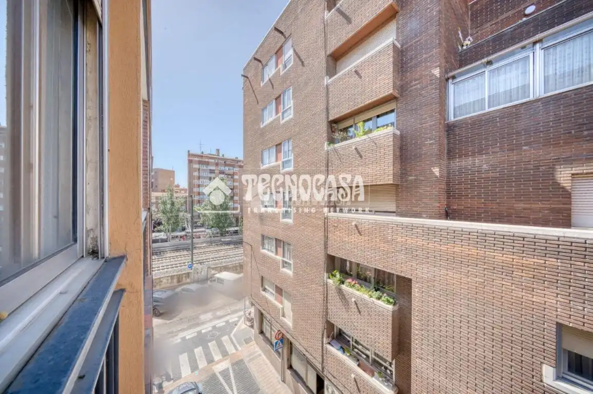 Außenansicht von Wohnung zum Verkauf in Valladolid mit Heizung und Terrasse