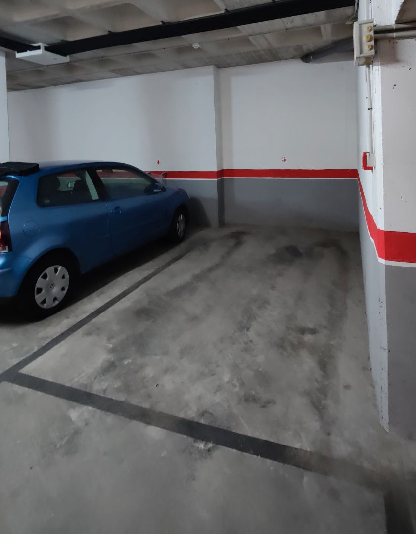 Aparcament de Garatge en venda en Alicante / Alacant