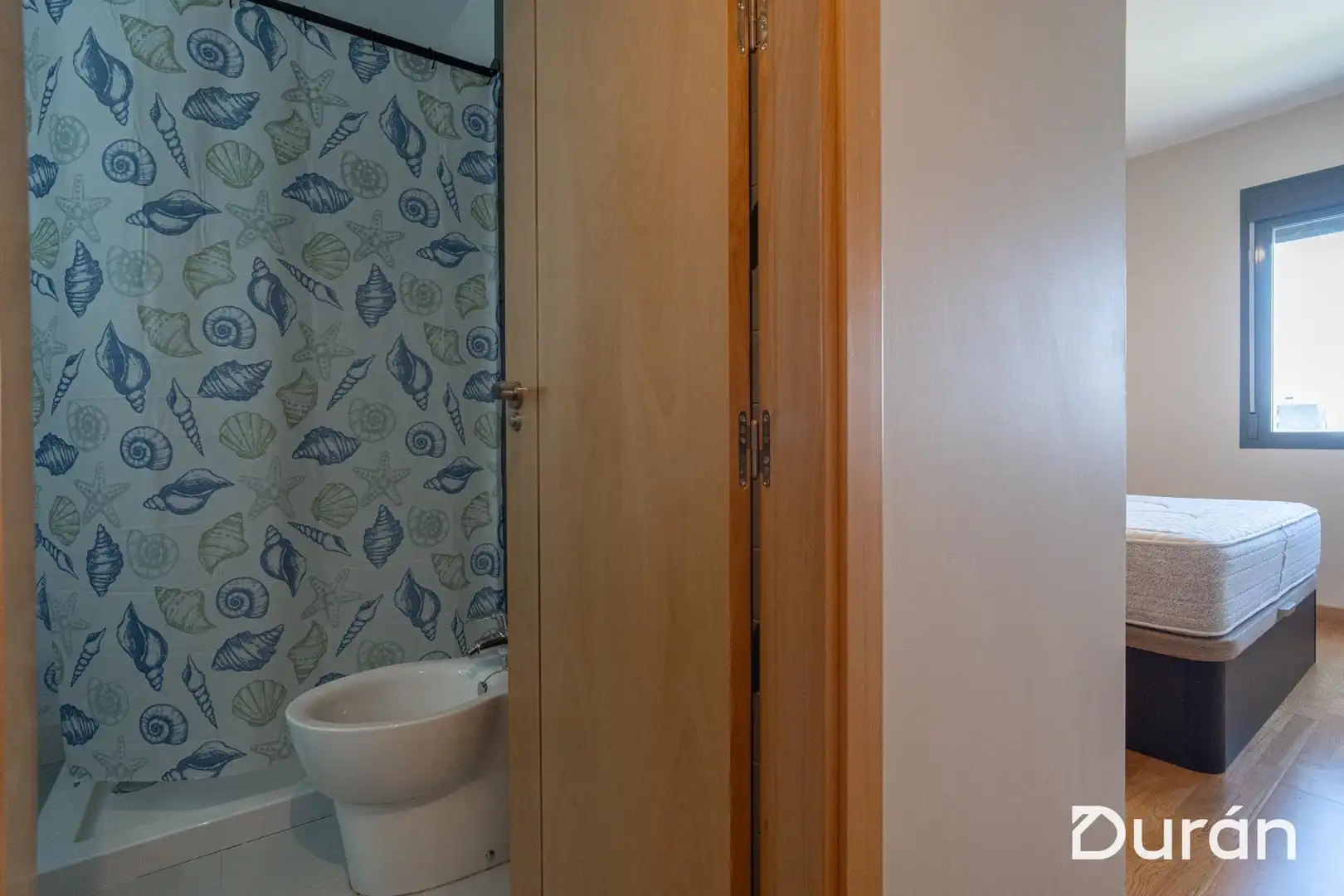 Bathroom of Flat for sale in El Ejido  with Parquet flooring, Terrace and Furnished