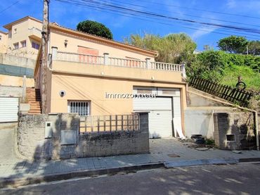 Villa con giardino in vendita a Calle valencia