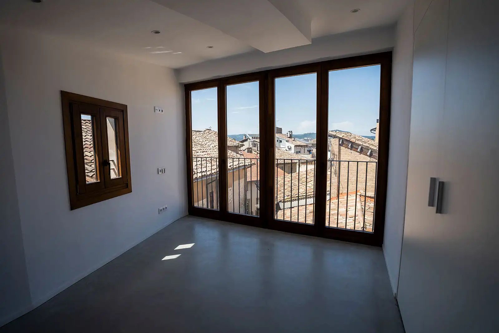 Terraza de Piso de alquiler en Vic con Calefacción, Amueblado y Microondas